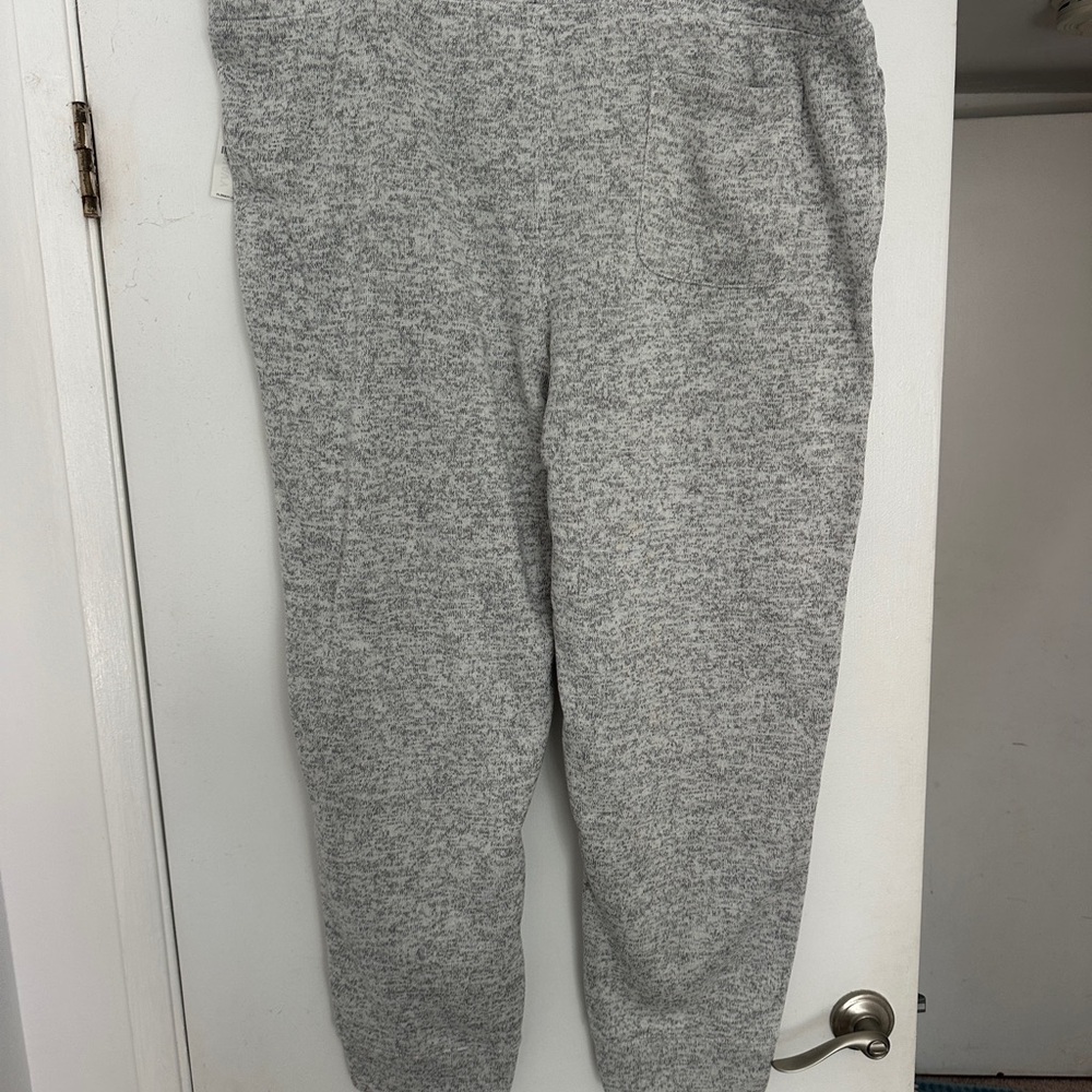 Old Navy Light Gray Joggers for Men (or Women) Brand new with tags Never worn,3x - Picture 6 of 10